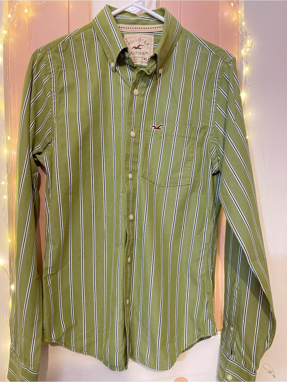 Hollister Men’s Olive Green Stripe Button‑Down Shirt thick